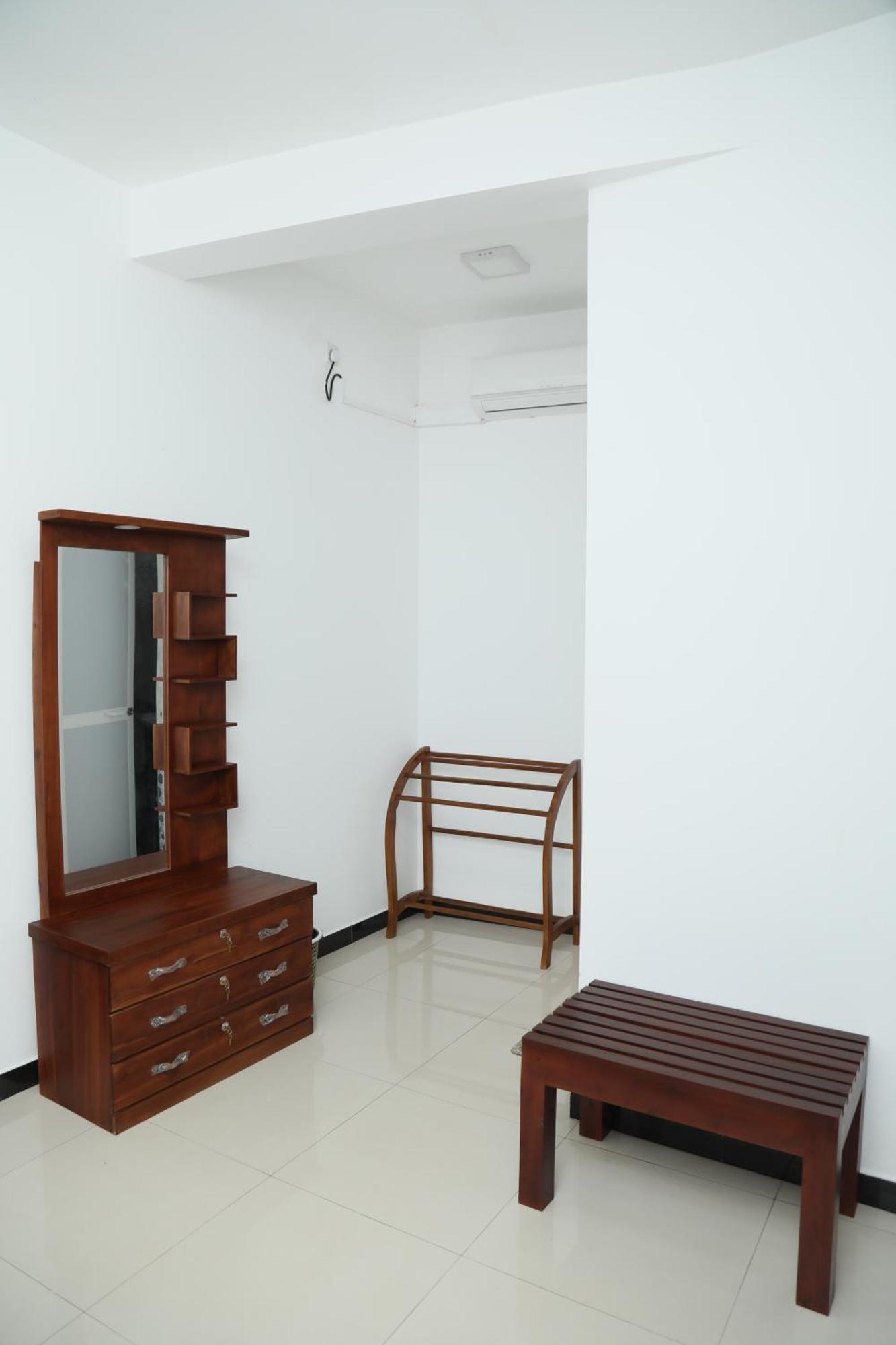 Crystal Wave Holiday Resort Polhena มาตารา ภายนอก รูปภาพ