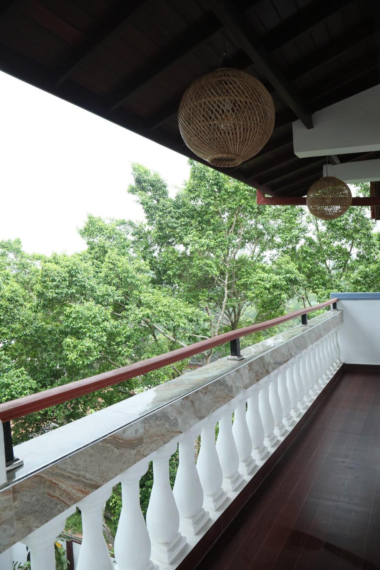 Crystal Wave Holiday Resort Polhena มาตารา ภายนอก รูปภาพ